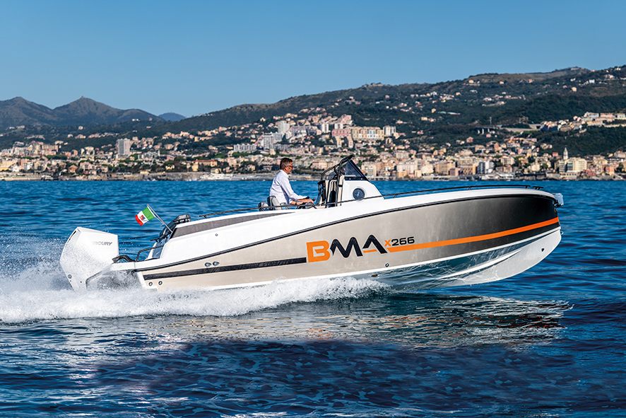 BMA-266-Touring_01